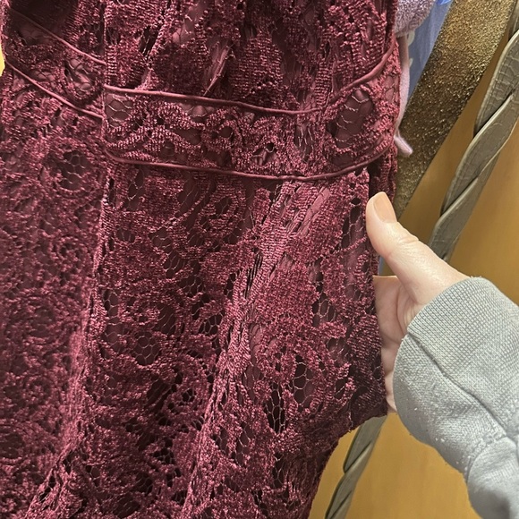 Anthropologie Ett Twa Burgundy Lace Halter Jumpsuit holiday party all over lace - Picture 4 of 5